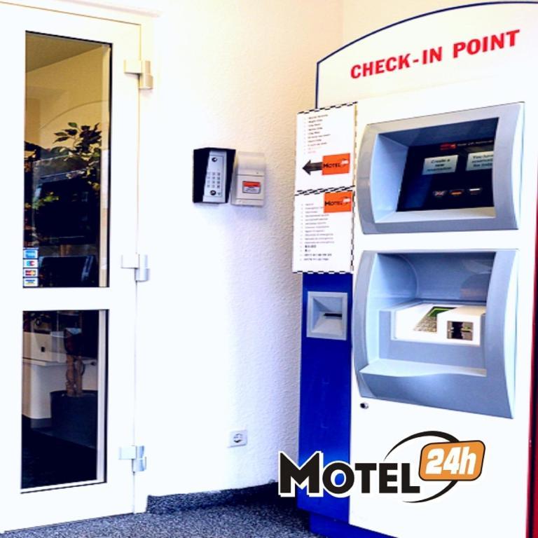 Motel 24H Koeln Frechen Exteriér fotografie